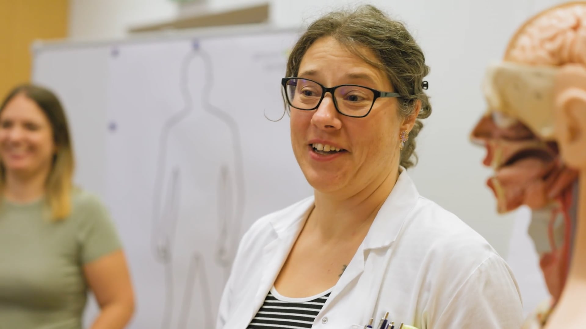 „gesund bleiben“ – Ein Kurs für Menschen mit kognitiver Beeinträchtigung zur Förderung der Gesundheitskompetenz